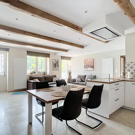 Apartament Les Longs Pres *