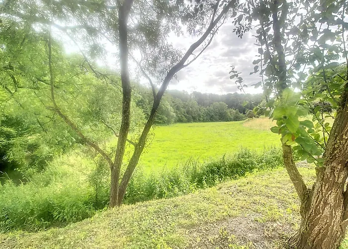 Les Longs Pres Apartment